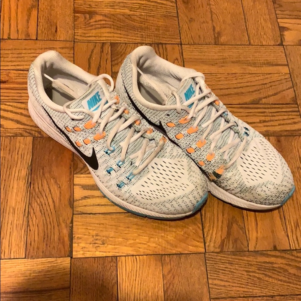 Nike zoom structure 19